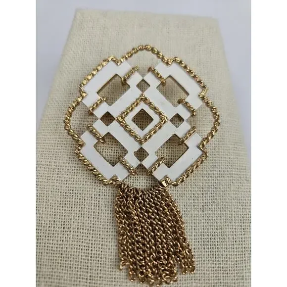 Vintage Signed AVON Goldtone White Enamel Diamond Square Chain Tassel Pin Brooch - Picture 2 of 5